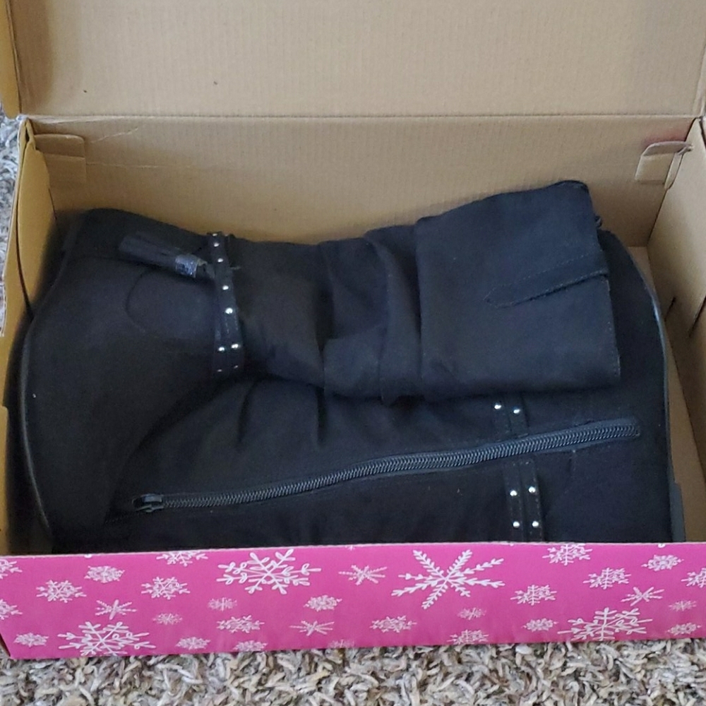 Girls boots